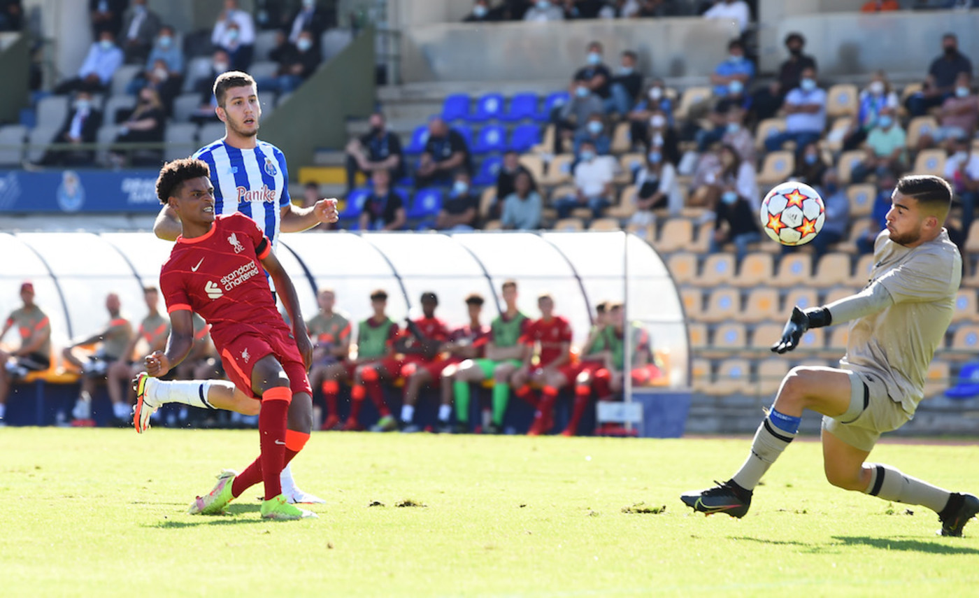 Bild till nyheten Juniorerna kryssade mot Porto